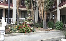 Castaic Inn Six Flags Valencia